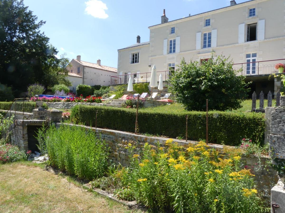 Les Jardins De Xanton Hotel Luaran gambar
